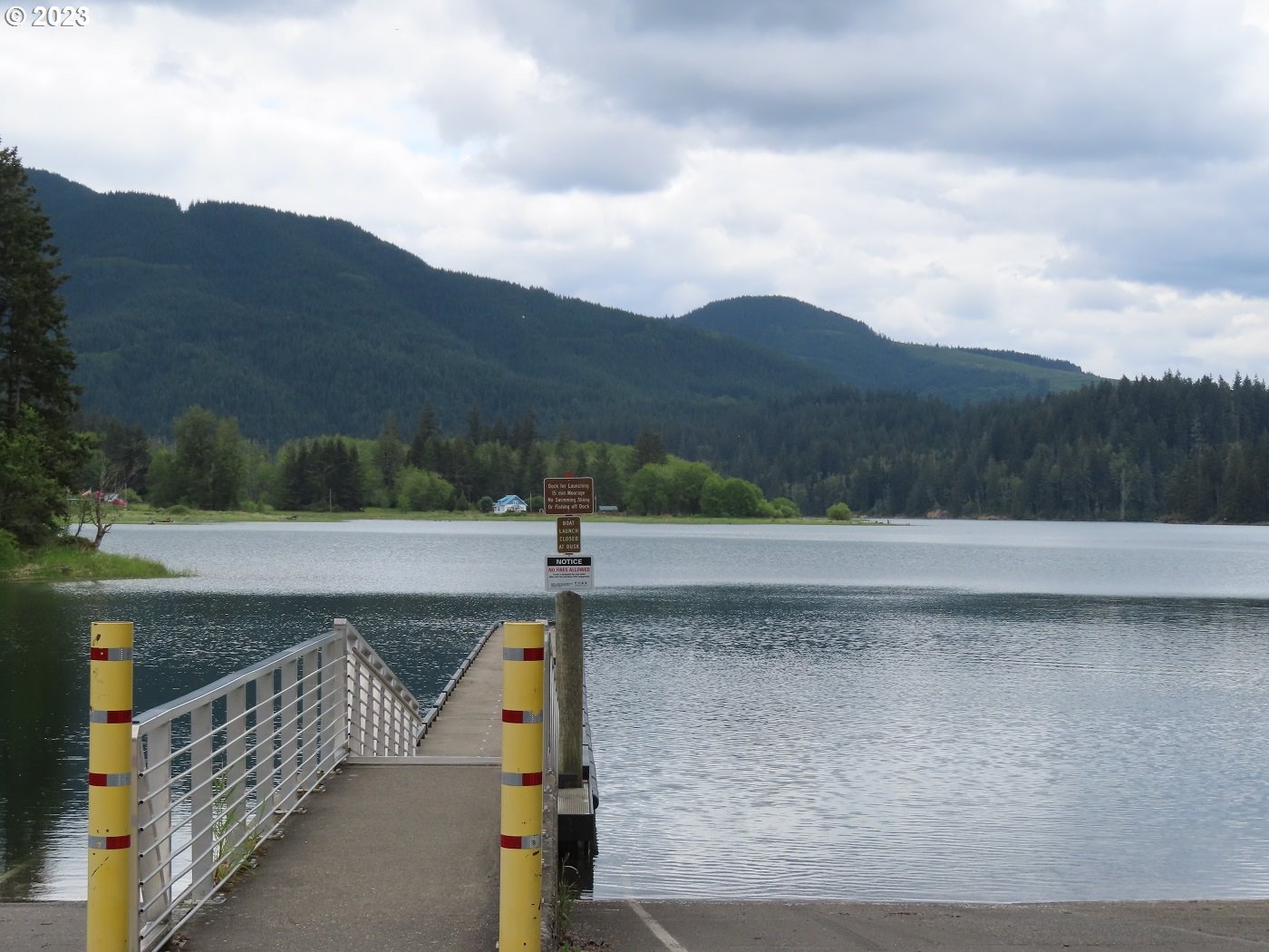 Pilgrim Road East Eatonville, WA 98328 - Photo 32 of 34 a view of a terrace