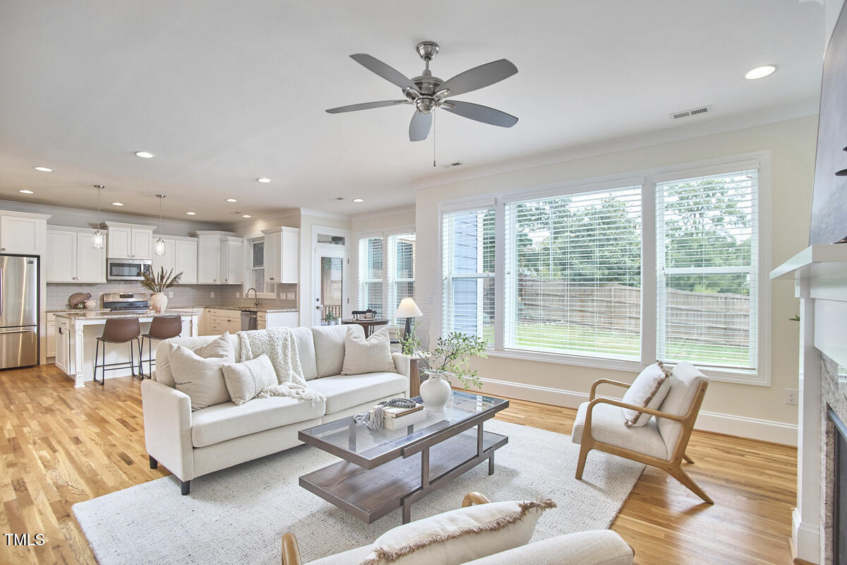 5106 Centerbud Place Raleigh, NC 27606 - Photo 9 of 55 027
