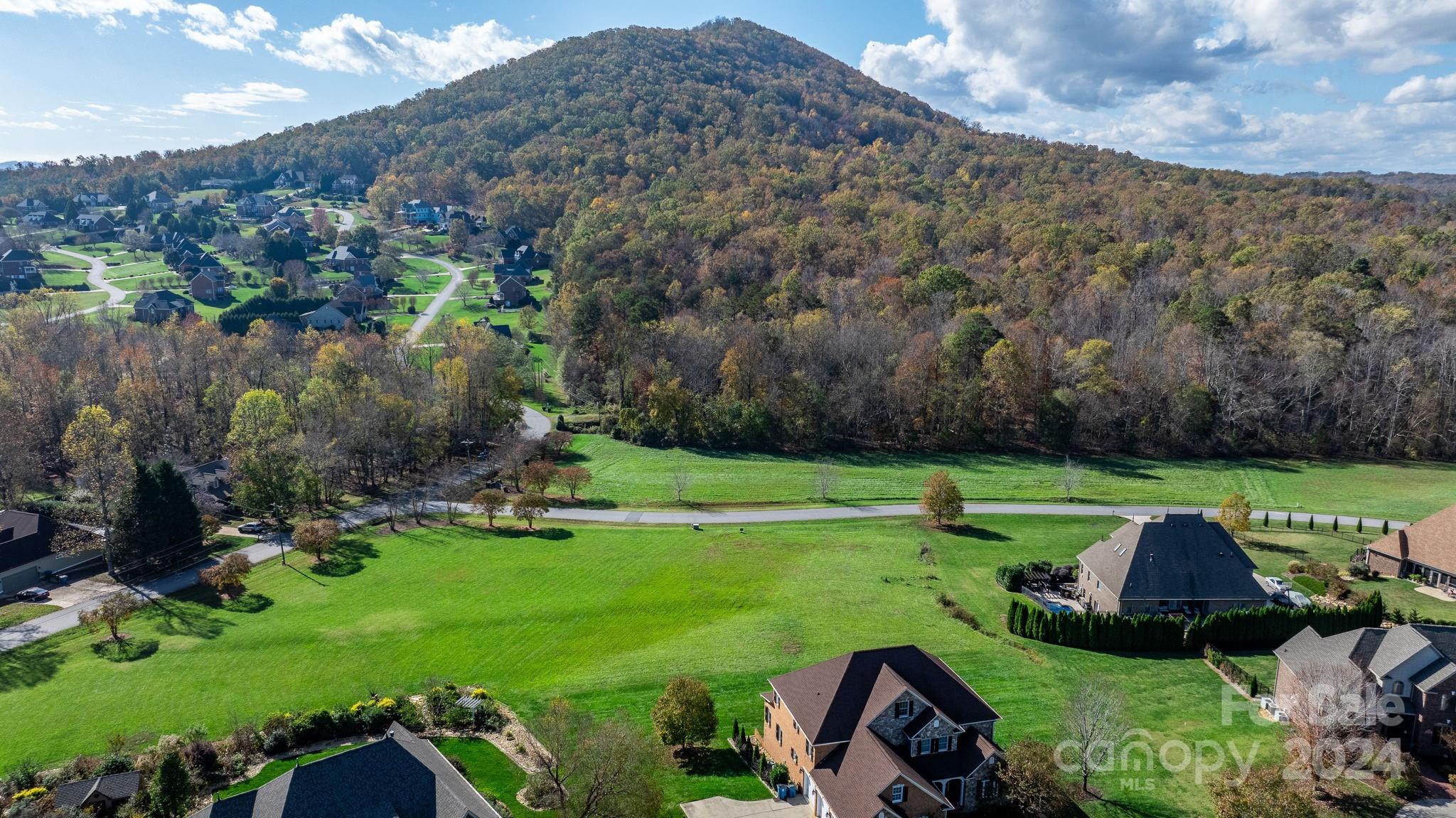 5944 Bakers Point Hickory, NC 28602 - Photo 3 of 22