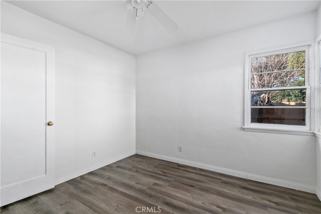 725 Michigan Avenue Beaumont, CA 92223 - Photo 18 of 20 a view of a room that has a window in it
