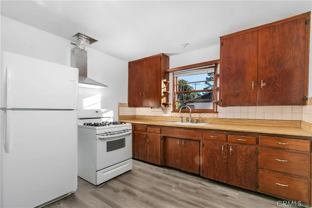 $2,300 | 725 Michigan Avenue, Beaumont, CA 92223