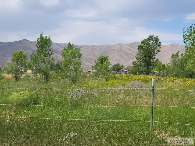 $496,000 | 3326 3400 North, Moore, ID 83255