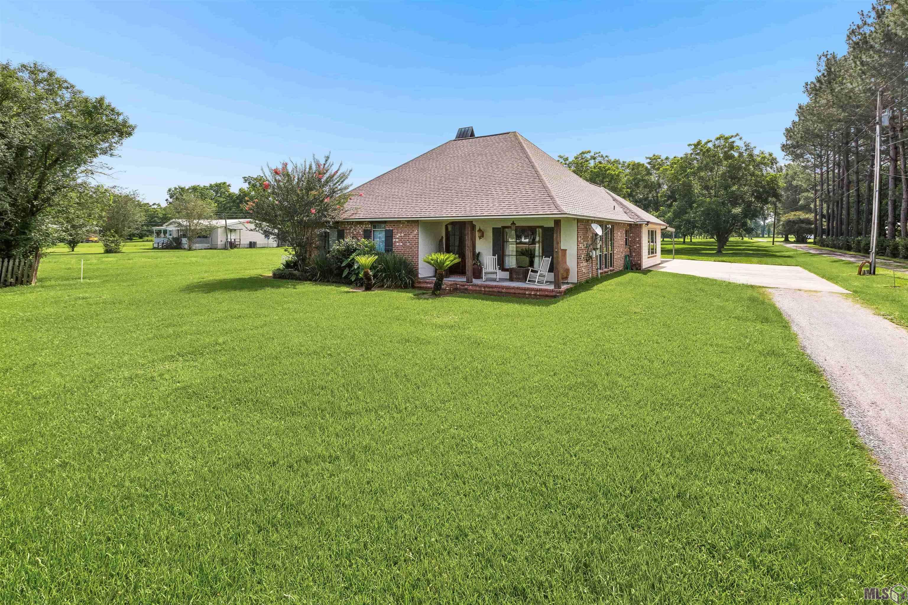 3003 Oakland Road Lakeland, LA 70752 - Photo 1 of 17