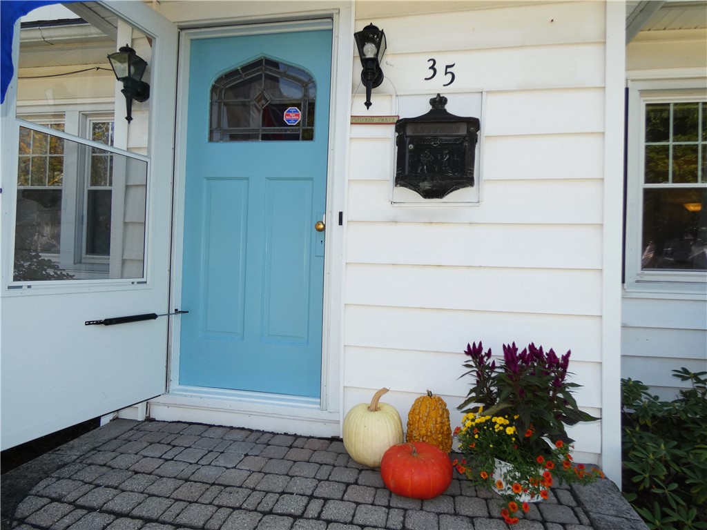 35 Chimayo Road Irondequoit, NY 14617 - Photo 2 of 50