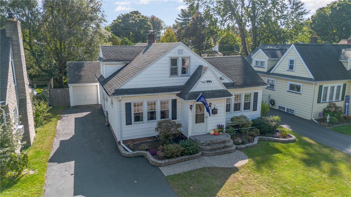 35 Chimayo Road Irondequoit, NY 14617 - Photo 10 of 50