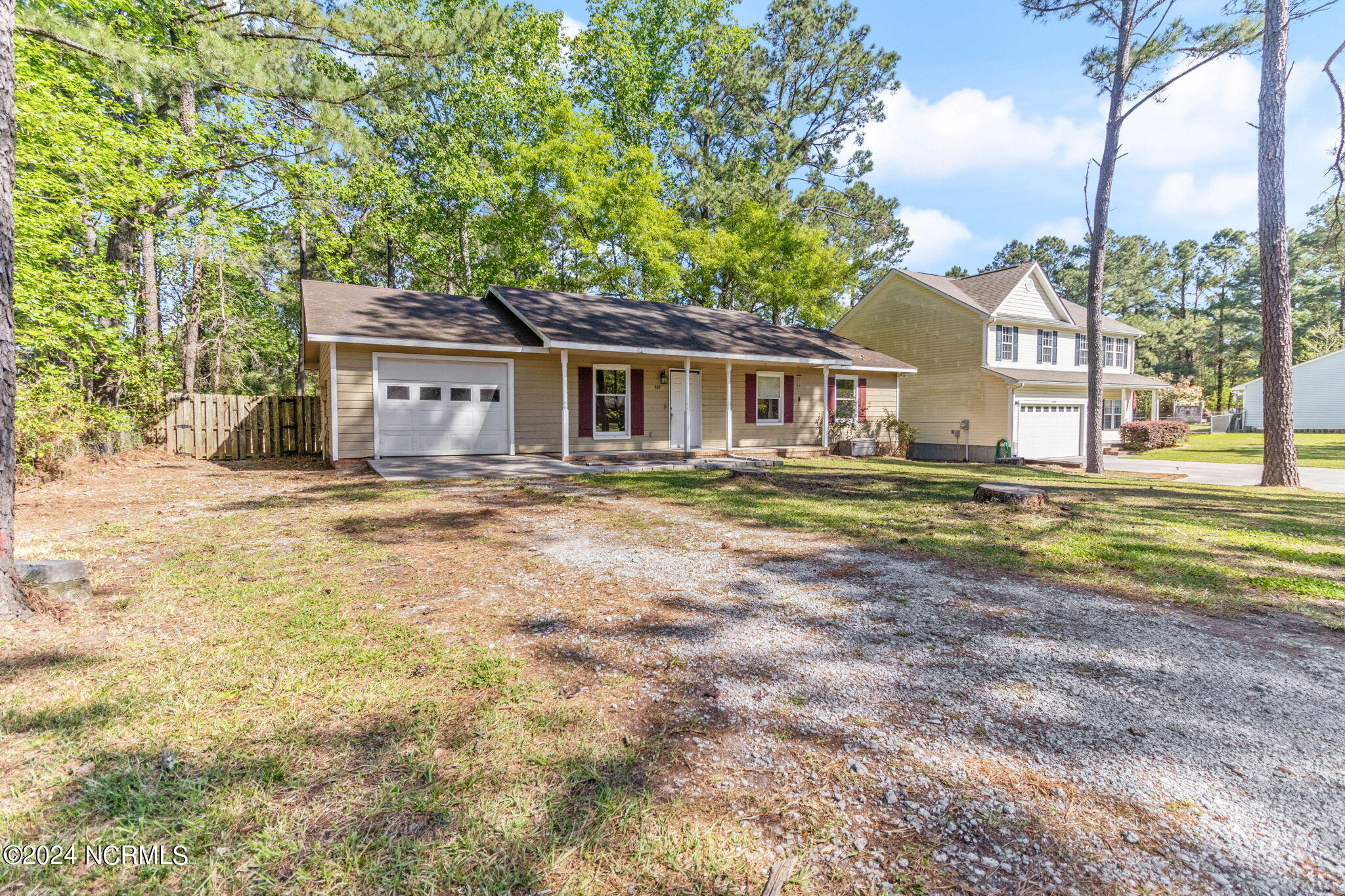 997 Sand Ridge Road Hubert, NC 28539 - Photo 2 of 29 2