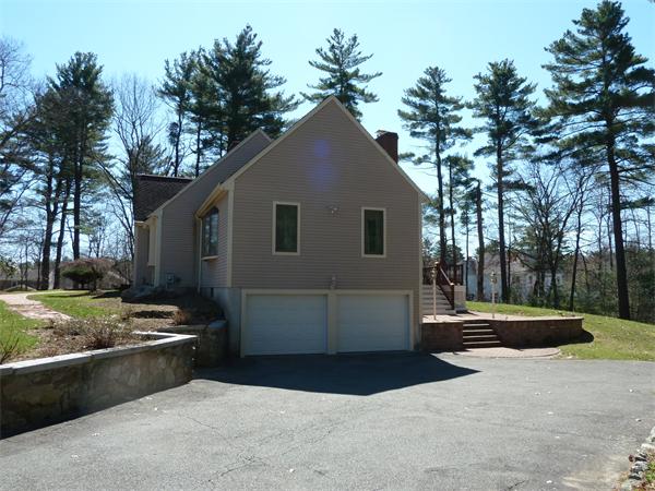 5 Stonecleave Road North Reading, MA 01864 - Photo 4 of 30 Gallery Image 4