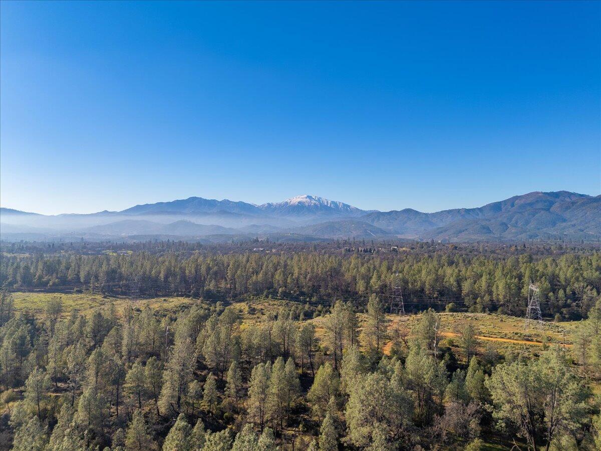 11746 Nash Road Redding, CA 96003 - Photo 2 of 15 15-11746 Nash Rd - E-14