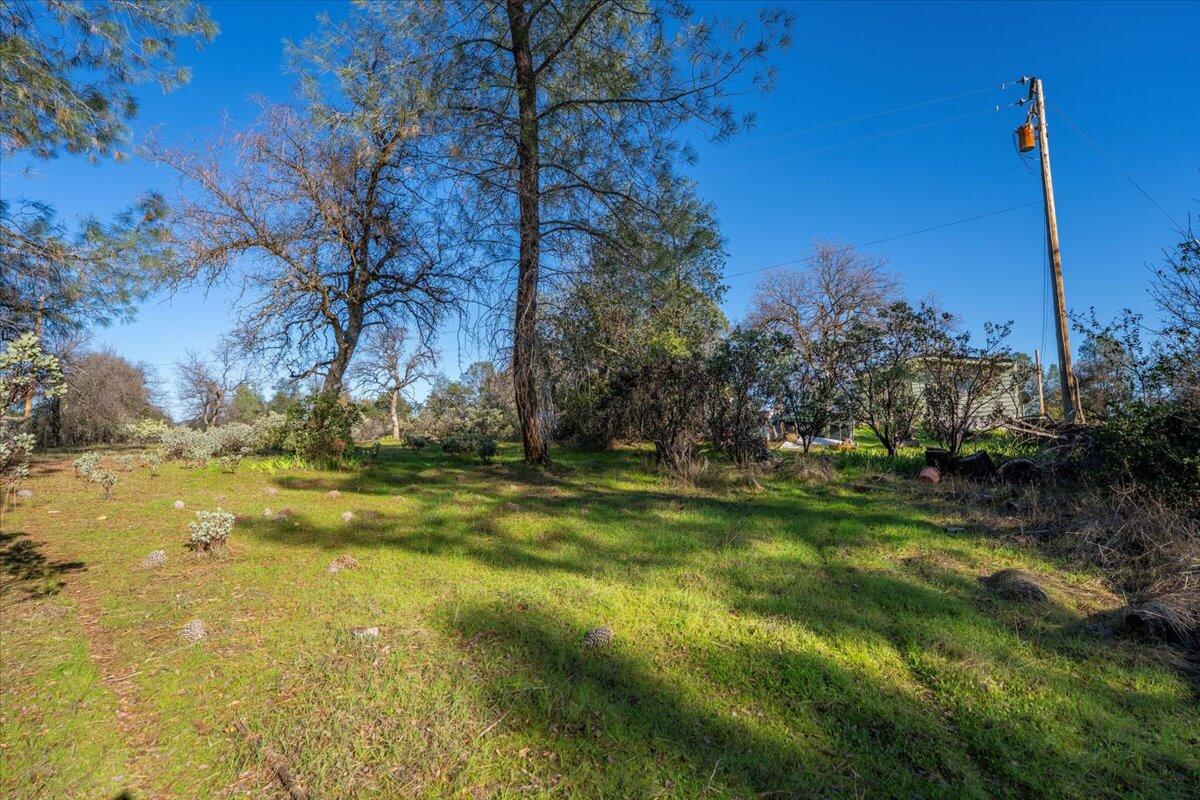 11746 Nash Road Redding, CA 96003 - Photo 3 of 15 26-11746 Nash Rd - E-26