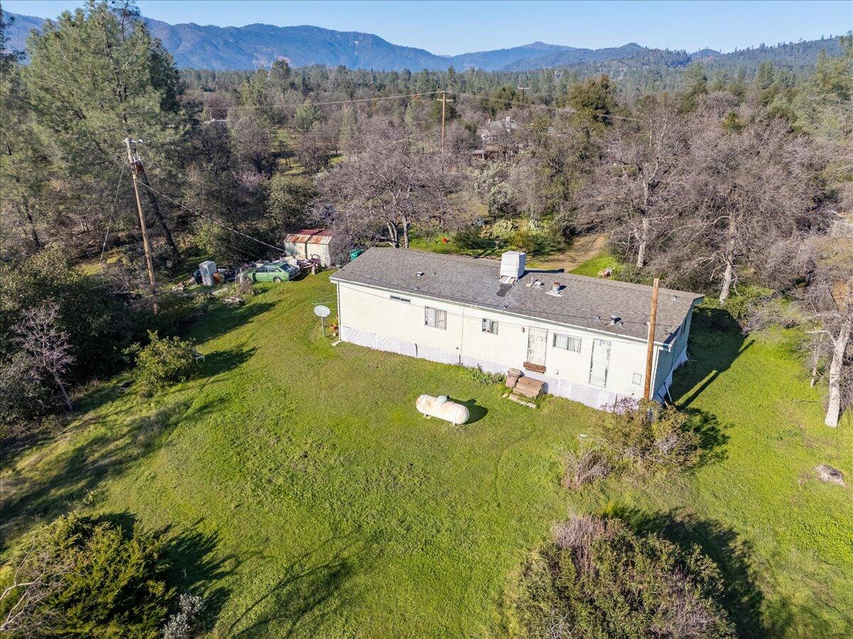 11746 Nash Road Redding, CA 96003 - Photo 8 of 15 17-11746 Nash Rd - E-16