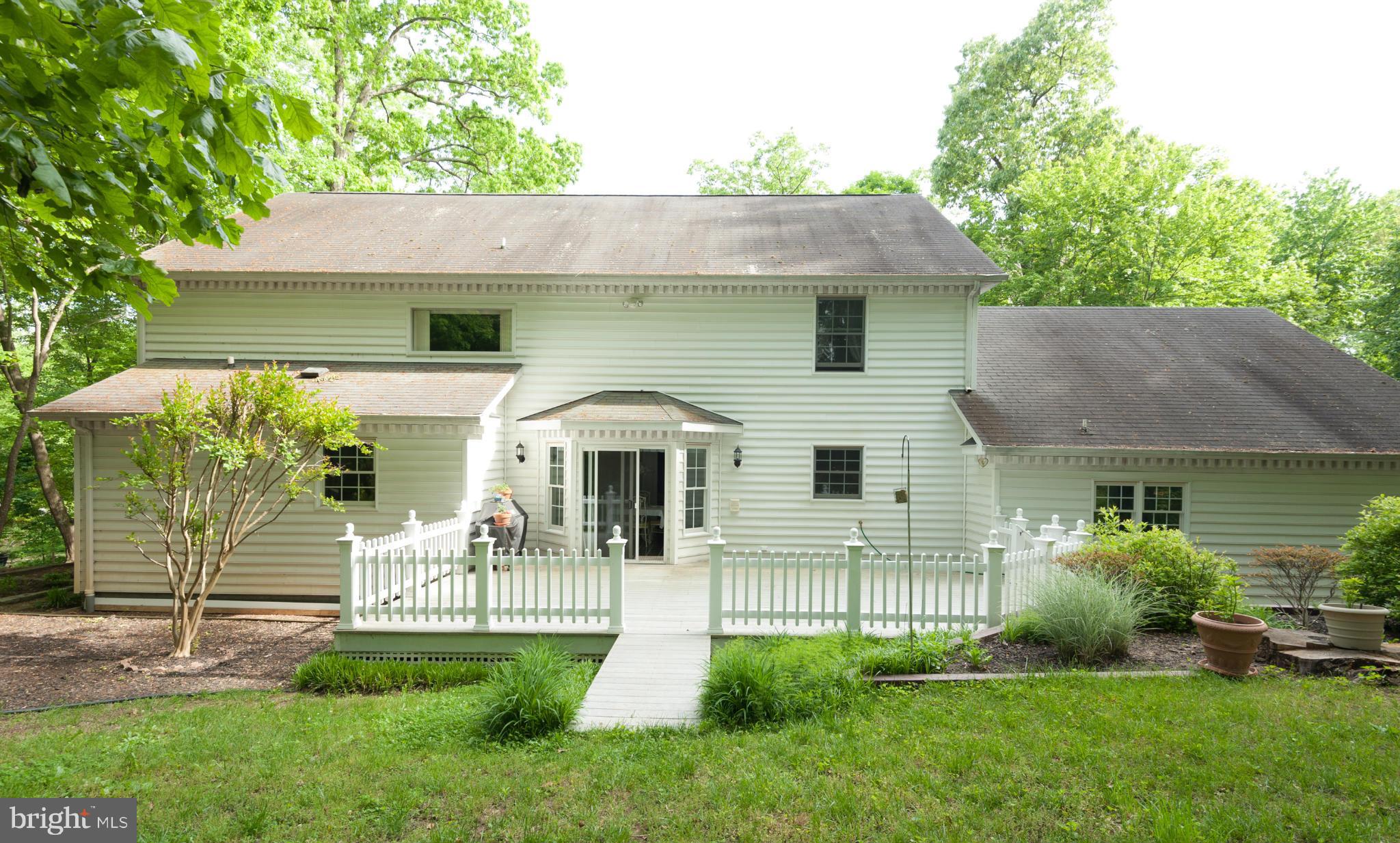 2707 Ogleton Road Annapolis, MD 21403 - Photo 26 of 30 Exterior (Rear)