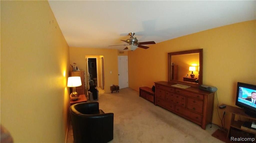 19400 West Eleven Mile Road, Unit 12 Lathrup Village, MI 48076 - Photo 20 of 26