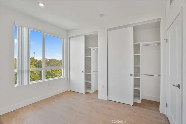 $1,861 | 8750 Sepulveda Boulevard, Unit 404, North Hills, CA 91343
