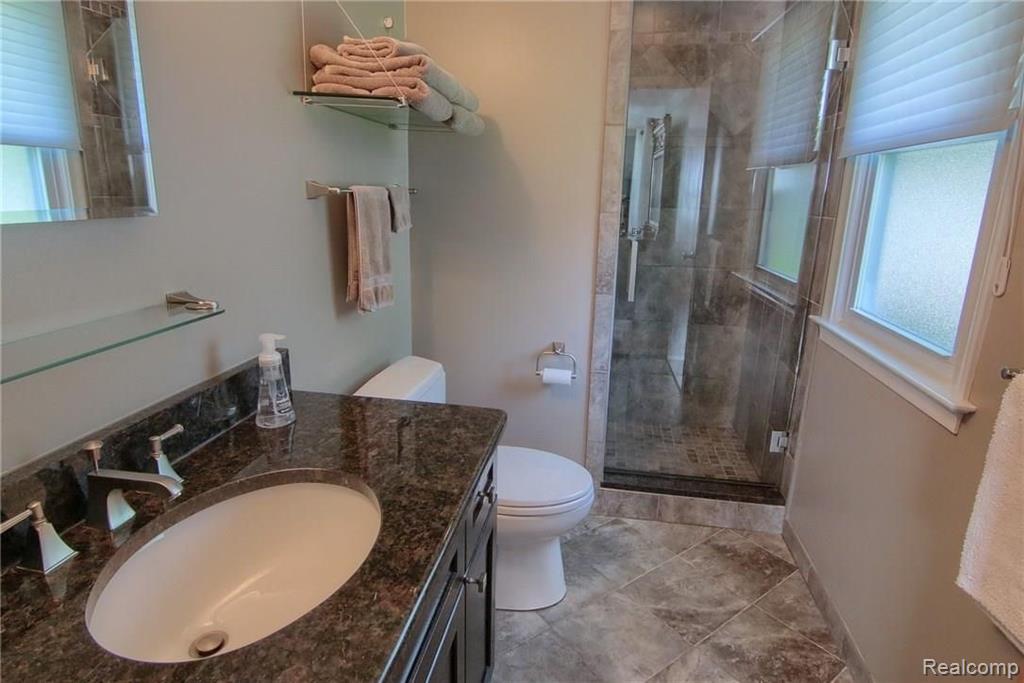 32326 Red Clover Road Farmington Hills, MI 48334 - Photo 22 of 30