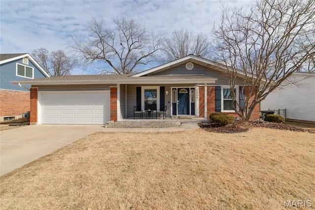 $239,900 | 1598 Matlock Drive, Florissant, MO 63031