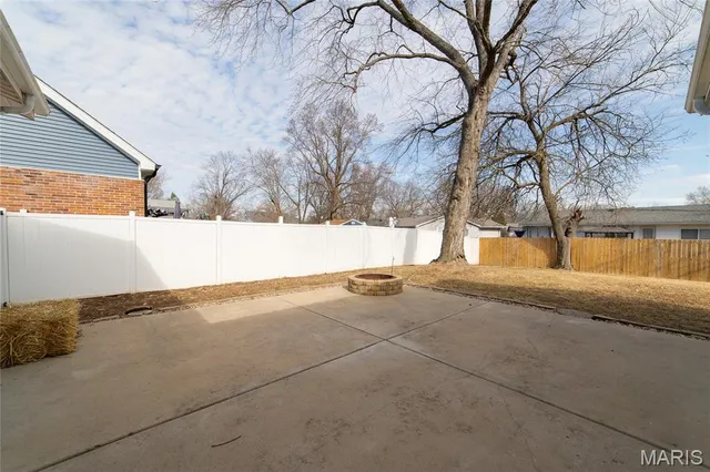 $239,900 | 1598 Matlock Drive, Florissant, MO 63031