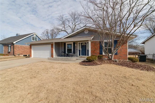 $239,900 | 1598 Matlock Drive, Florissant, MO 63031