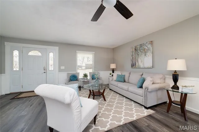 $239,900 | 1598 Matlock Drive, Florissant, MO 63031