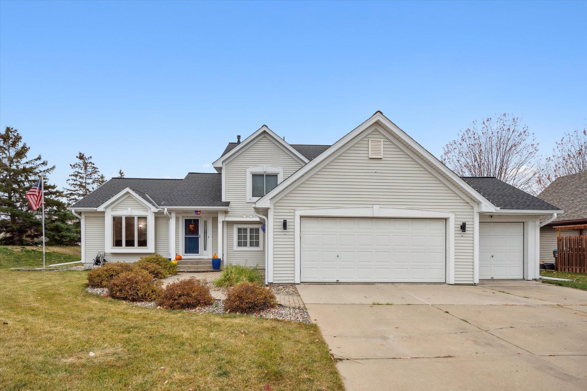698 Tanager Road Waconia, MN 55387 - Photo 1 of 1 Gallery Image 1