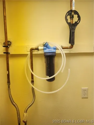 $295,000 | 30992 Wright Drive, Rocky Mount, MO 65072