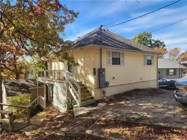 $295,000 | 30992 Wright Drive, Rocky Mount, MO 65072