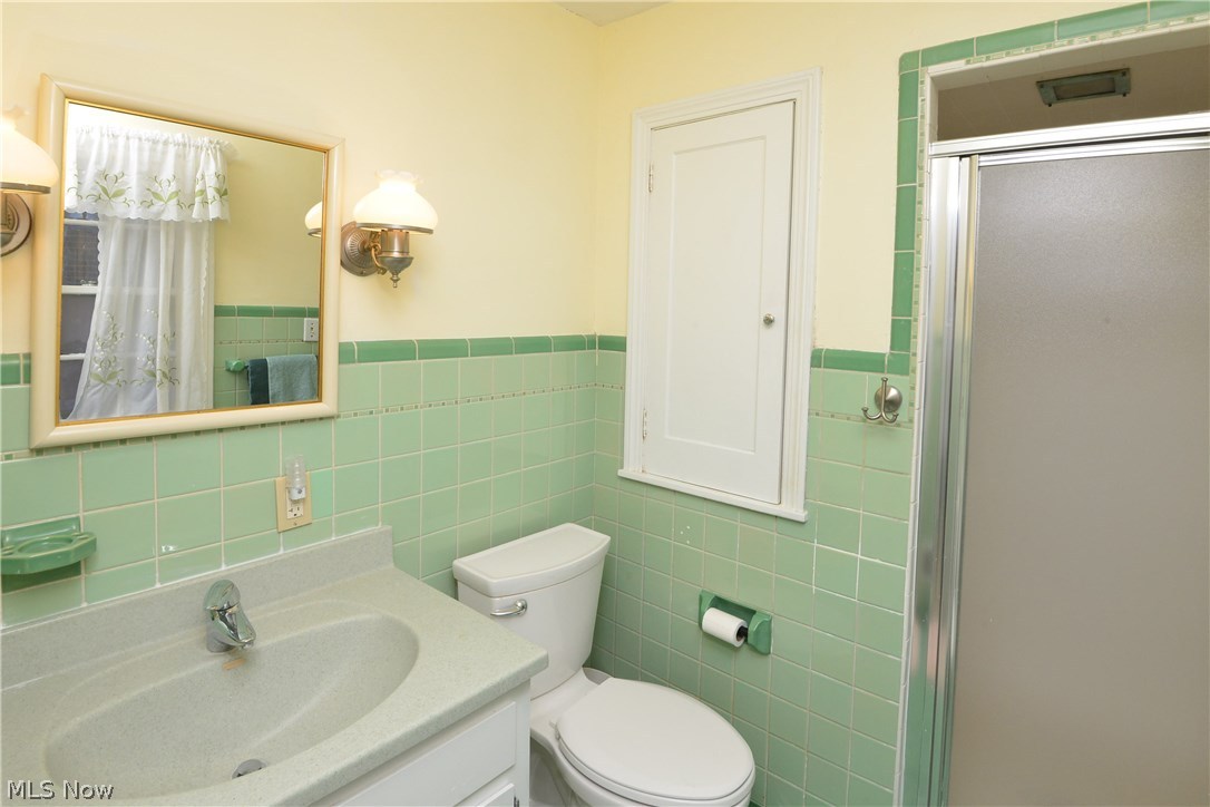 4058 Conover Road University Heights, OH 44118 - Photo 15 of 26 Gallery Image 15