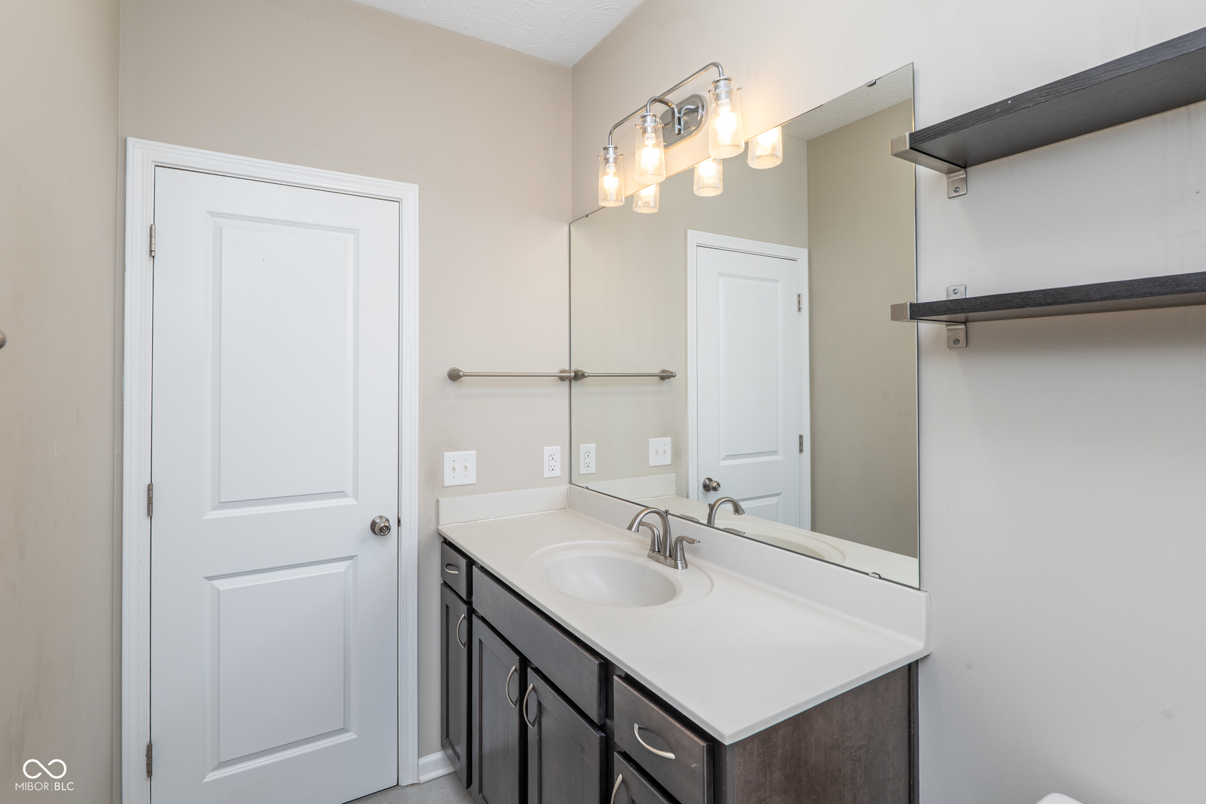 9124 Hawkins Road Indianapolis, IN 46216 - Photo 24 of 30