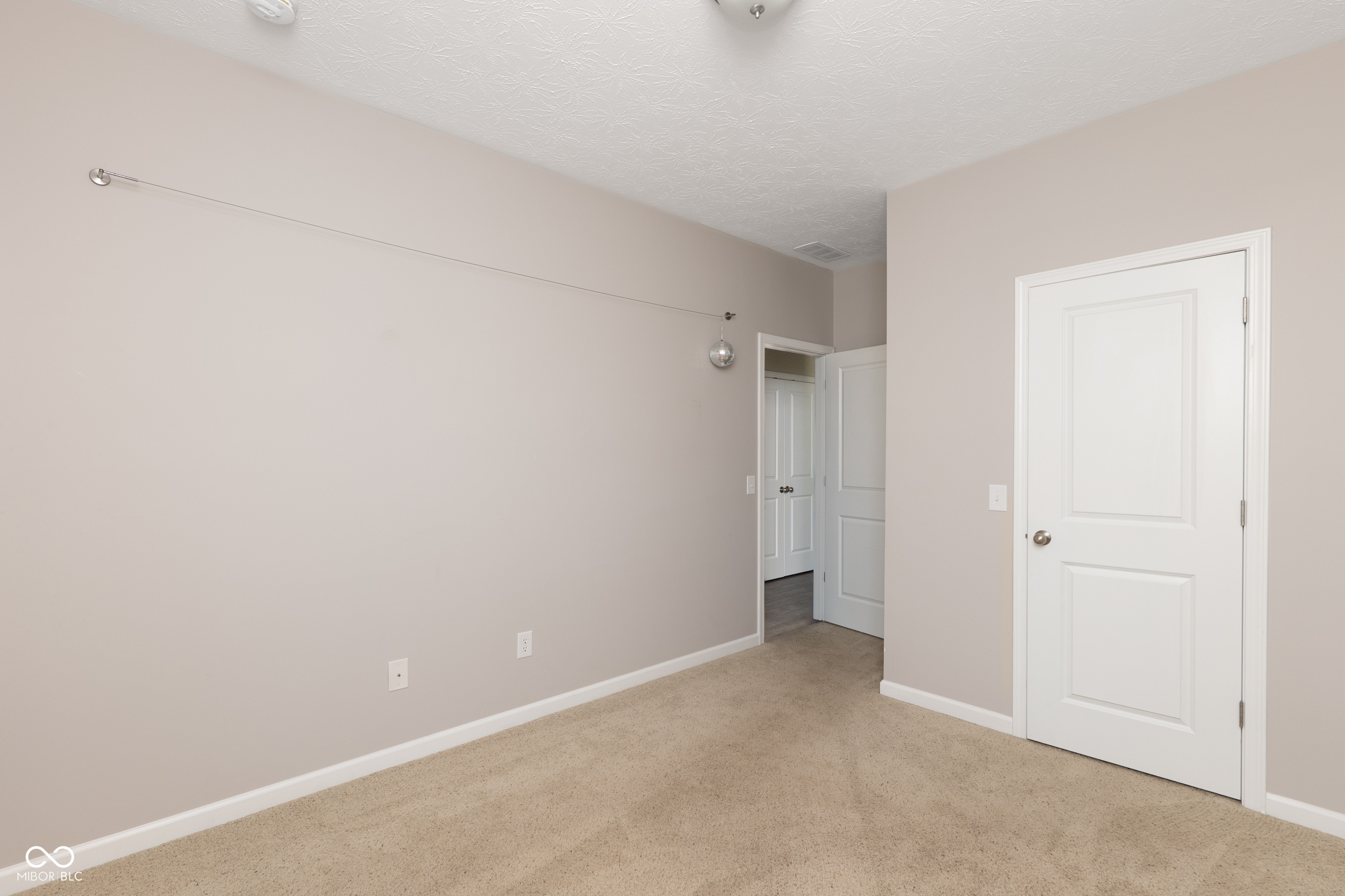 9124 Hawkins Road Indianapolis, IN 46216 - Photo 27 of 30