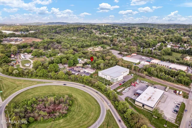 $40,000 | 1018 Cedarwood Street, Knoxville, TN 37914