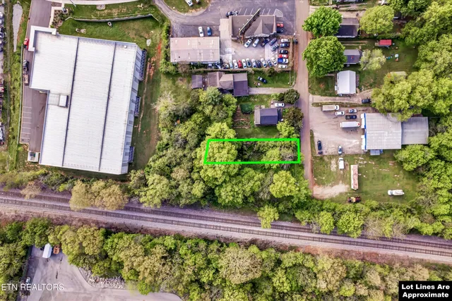 $40,000 | 1018 Cedarwood Street, Knoxville, TN 37914