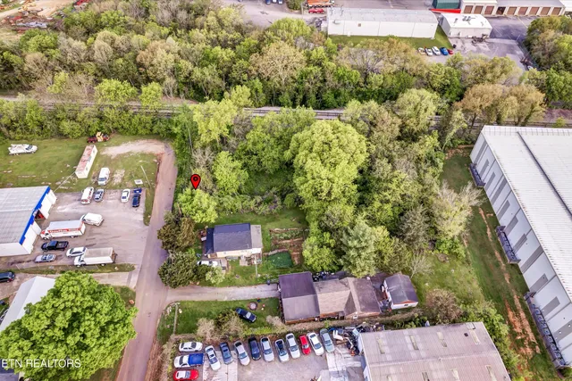 $40,000 | 1018 Cedarwood Street, Knoxville, TN 37914