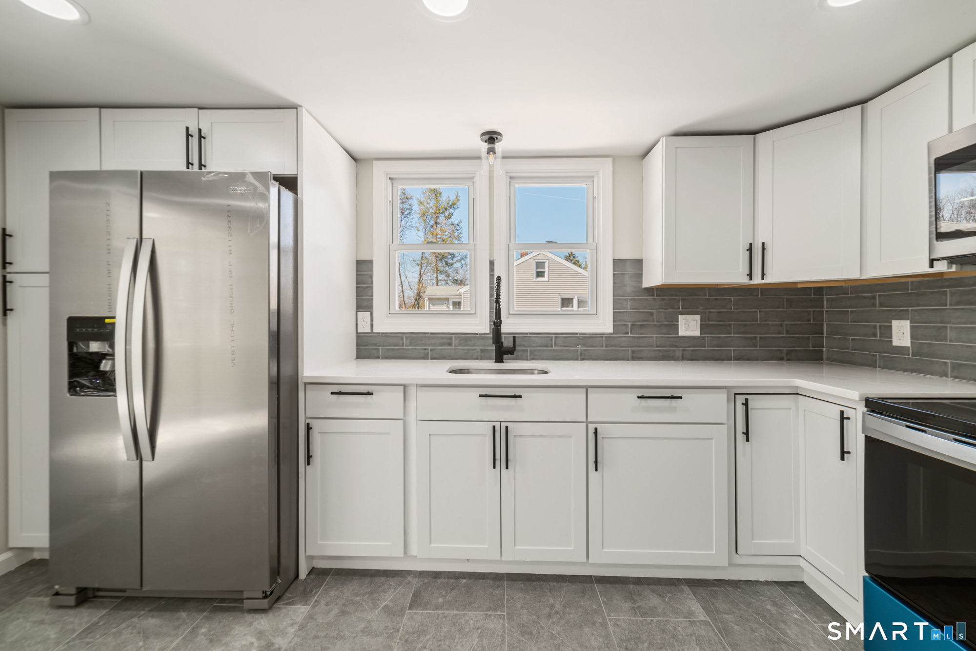 418 Horton Hill Road Naugatuck, CT 06770 - Photo 14 of 36