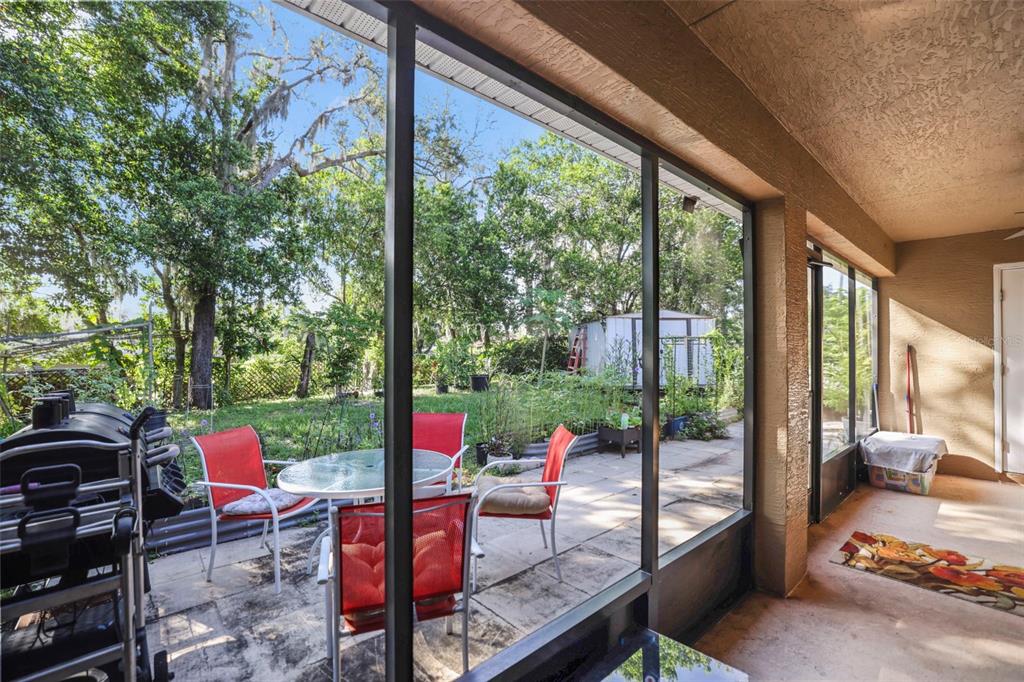 190 Rusk Circle Spring Hill, FL 34606 - Photo 8 of 35