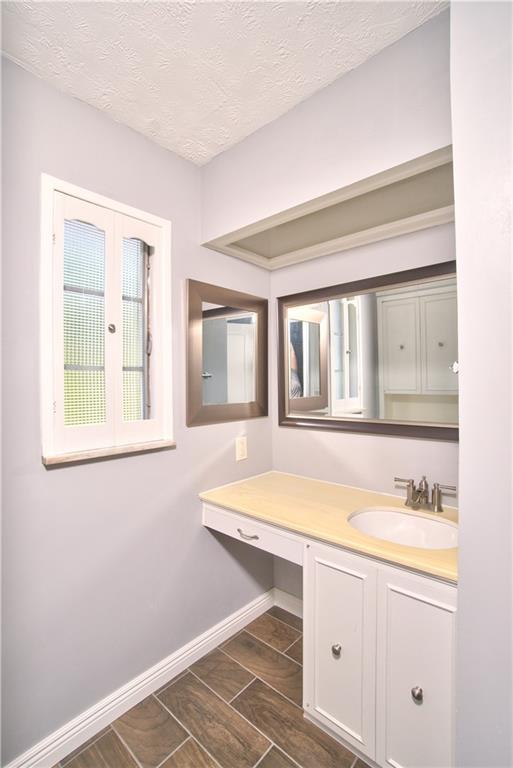 1716 South Hunter Road Indianapolis, IN 46203 - Photo 20 of 48 Gallery Image 20