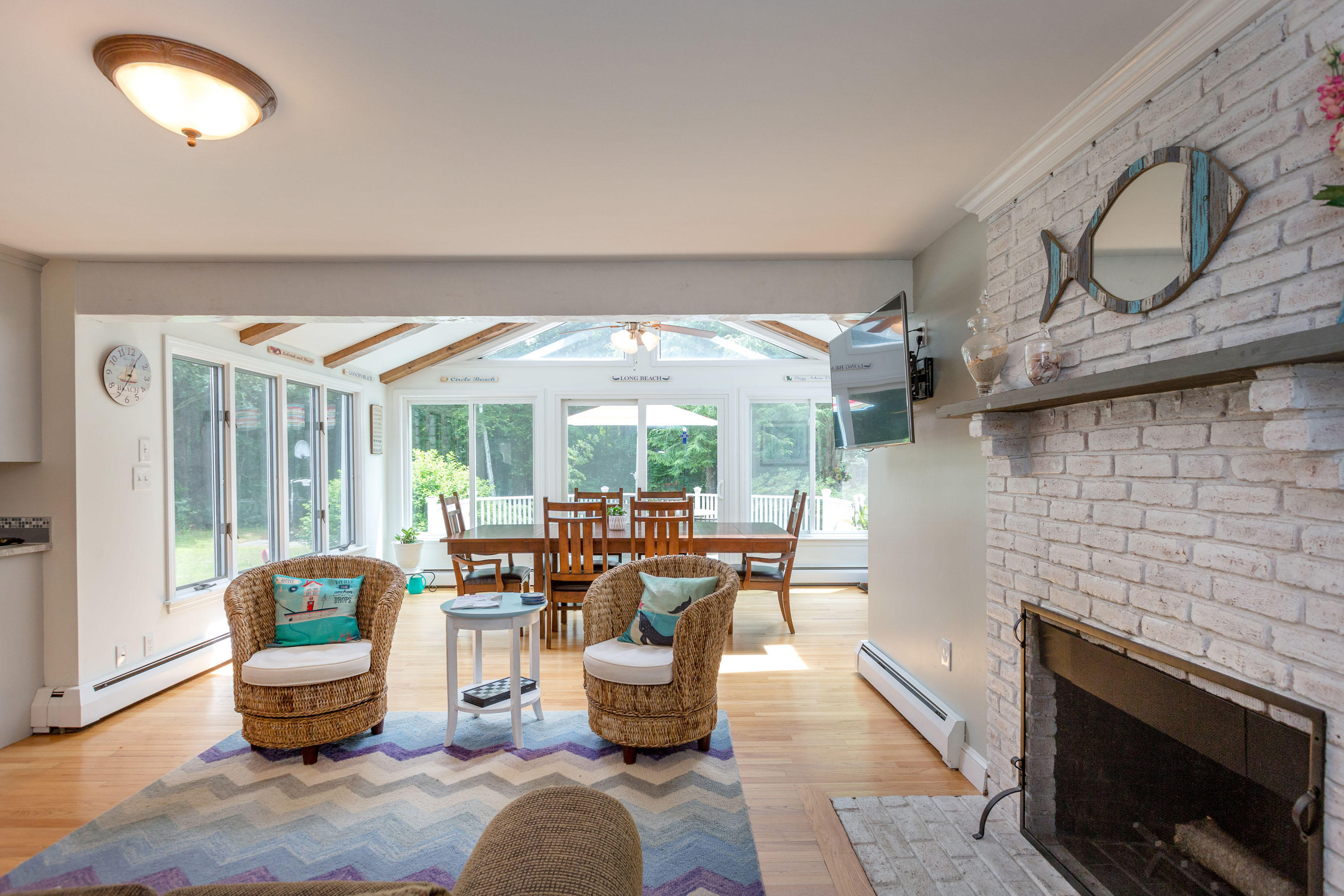 10 Constitution Road Kennebunk, ME 04043 - Photo 4 of 42 Dining Living