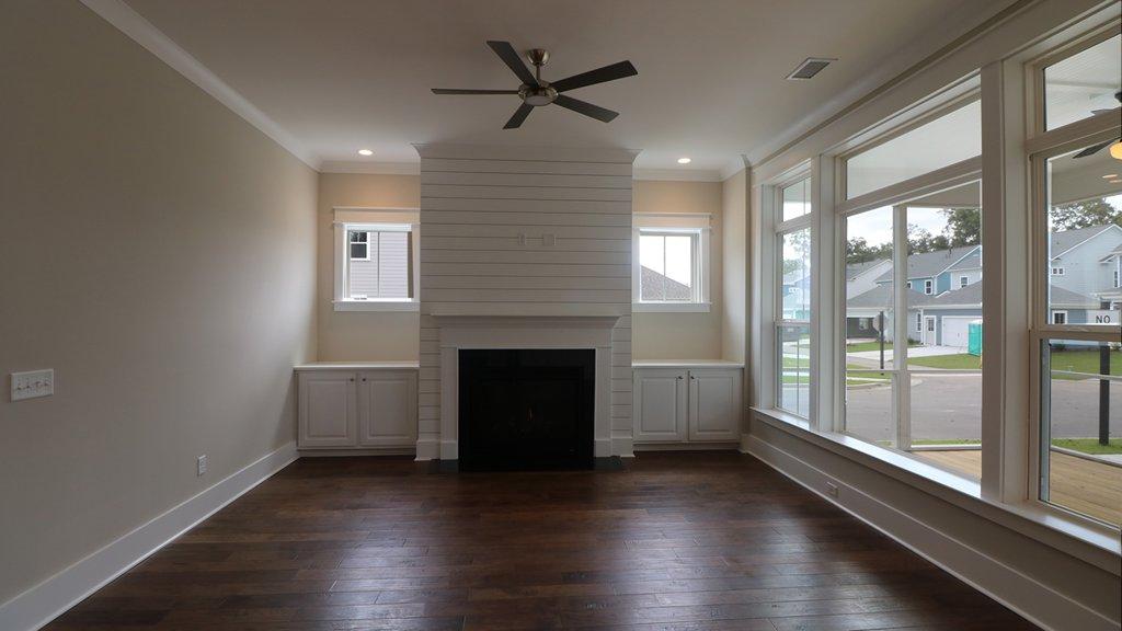 1387 Rivella Drive Mount Pleasant, SC 29464 - Photo 10 of 18 Great Room