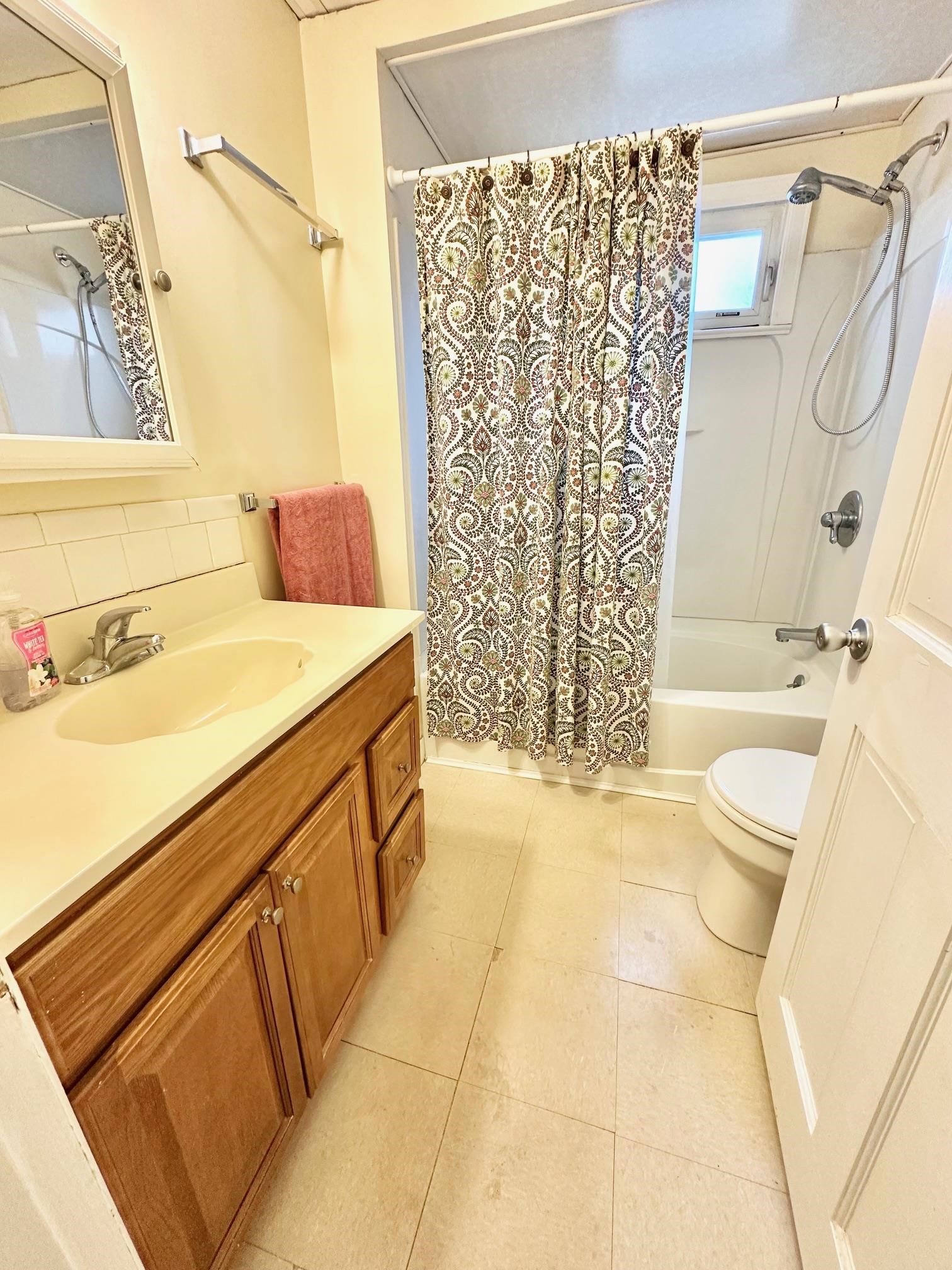 477-479 Calef Road Manchester, NH 03103 - Photo 13 of 29