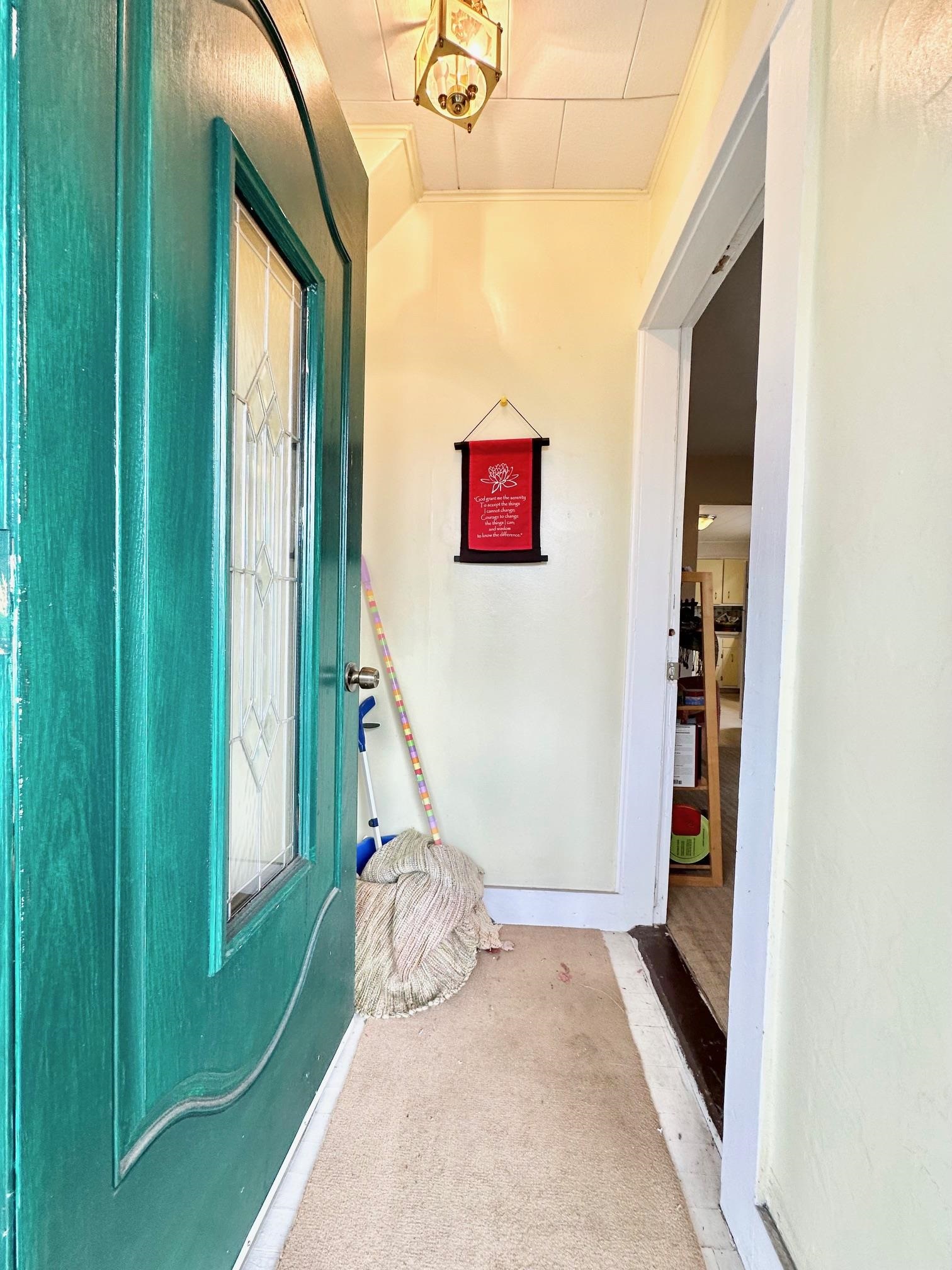 477-479 Calef Road Manchester, NH 03103 - Photo 5 of 29