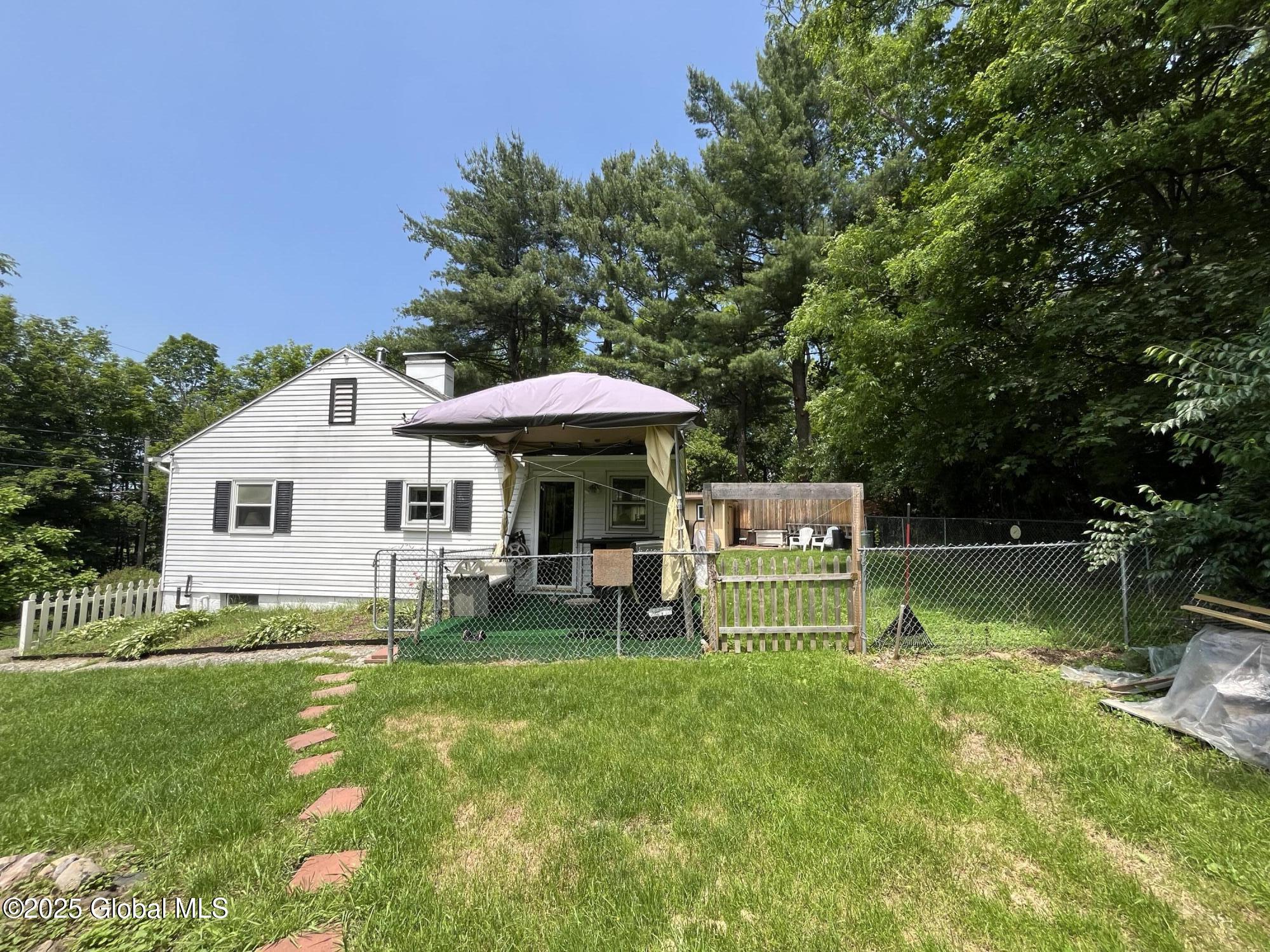 270 Wayne Street Brunswick, NY 12180 - Photo 22 of 27 IMG_1538