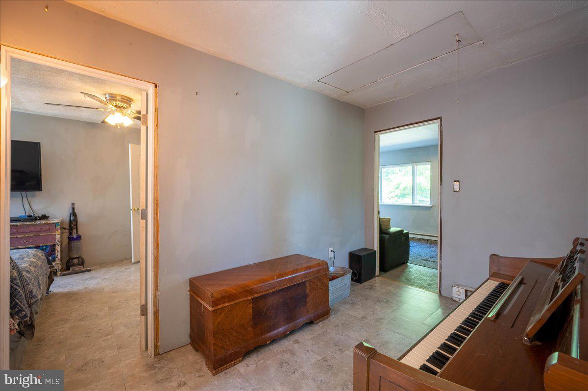 2853 Foxianna Road Middletown, PA 17057 - Photo 14 of 32 Gallery Image 14