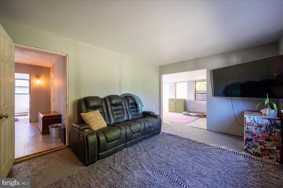 2853 Foxianna Road Middletown, PA 17057 - Photo 15 of 32 Gallery Image 15