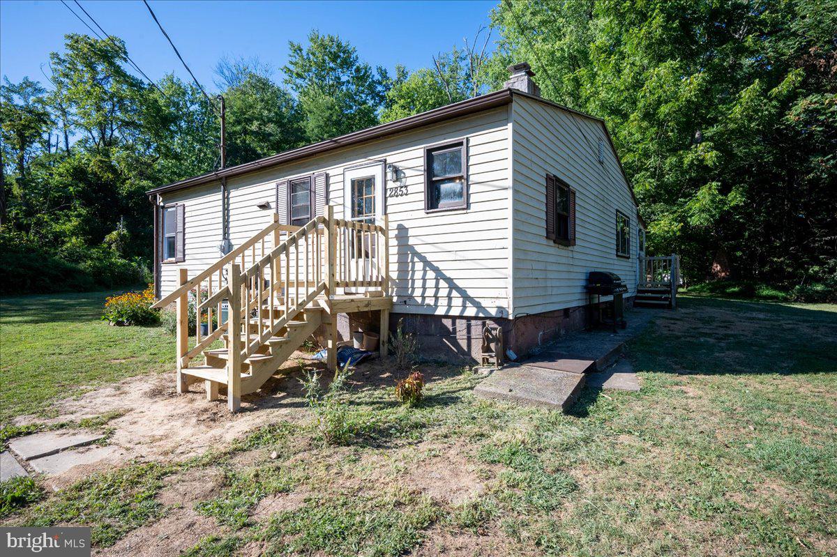 2853 Foxianna Road Middletown, PA 17057 - Photo 3 of 32 Gallery Image 3