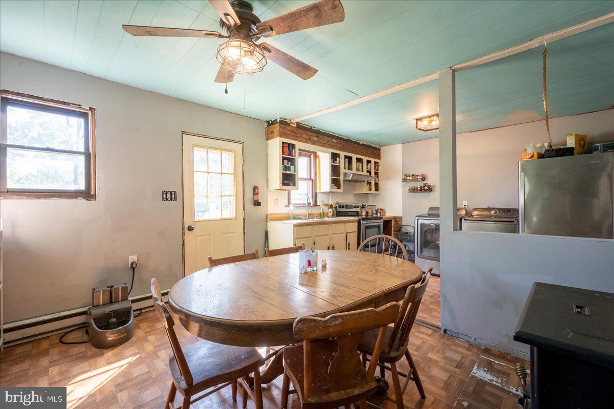 2853 Foxianna Road Middletown, PA 17057 - Photo 5 of 32 Gallery Image 5