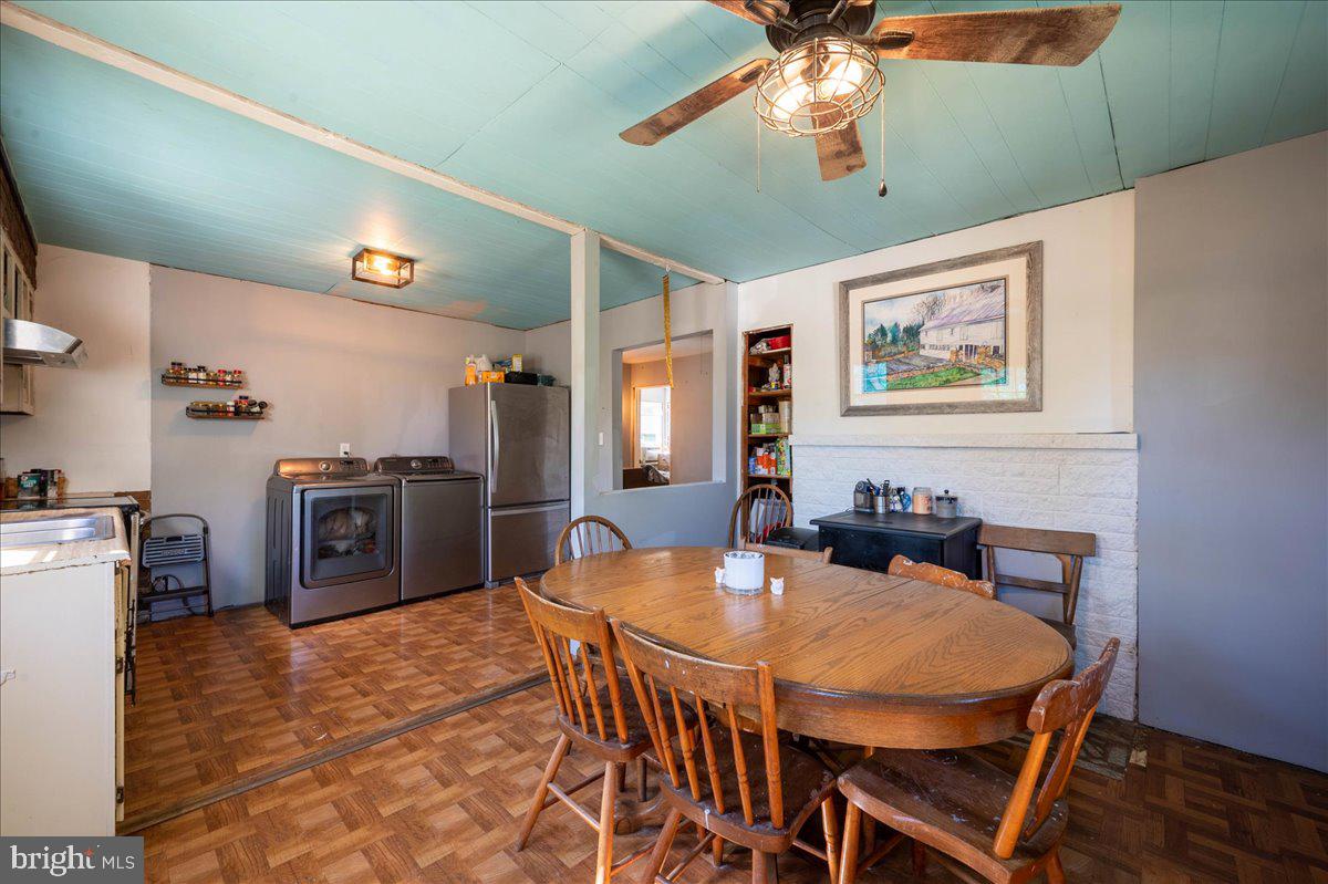 2853 Foxianna Road Middletown, PA 17057 - Photo 7 of 32 Gallery Image 7
