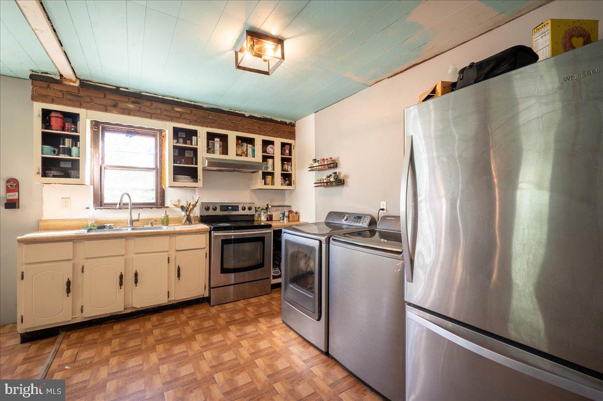 2853 Foxianna Road Middletown, PA 17057 - Photo 10 of 32 Gallery Image 10