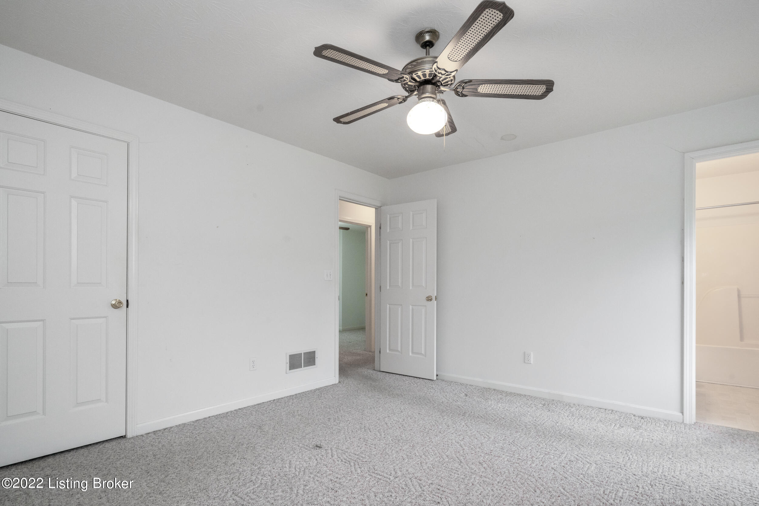 1415 Zoneton Road Shepherdsville, KY 40165 - Photo 18 of 41 1415 Zoneton Road-31