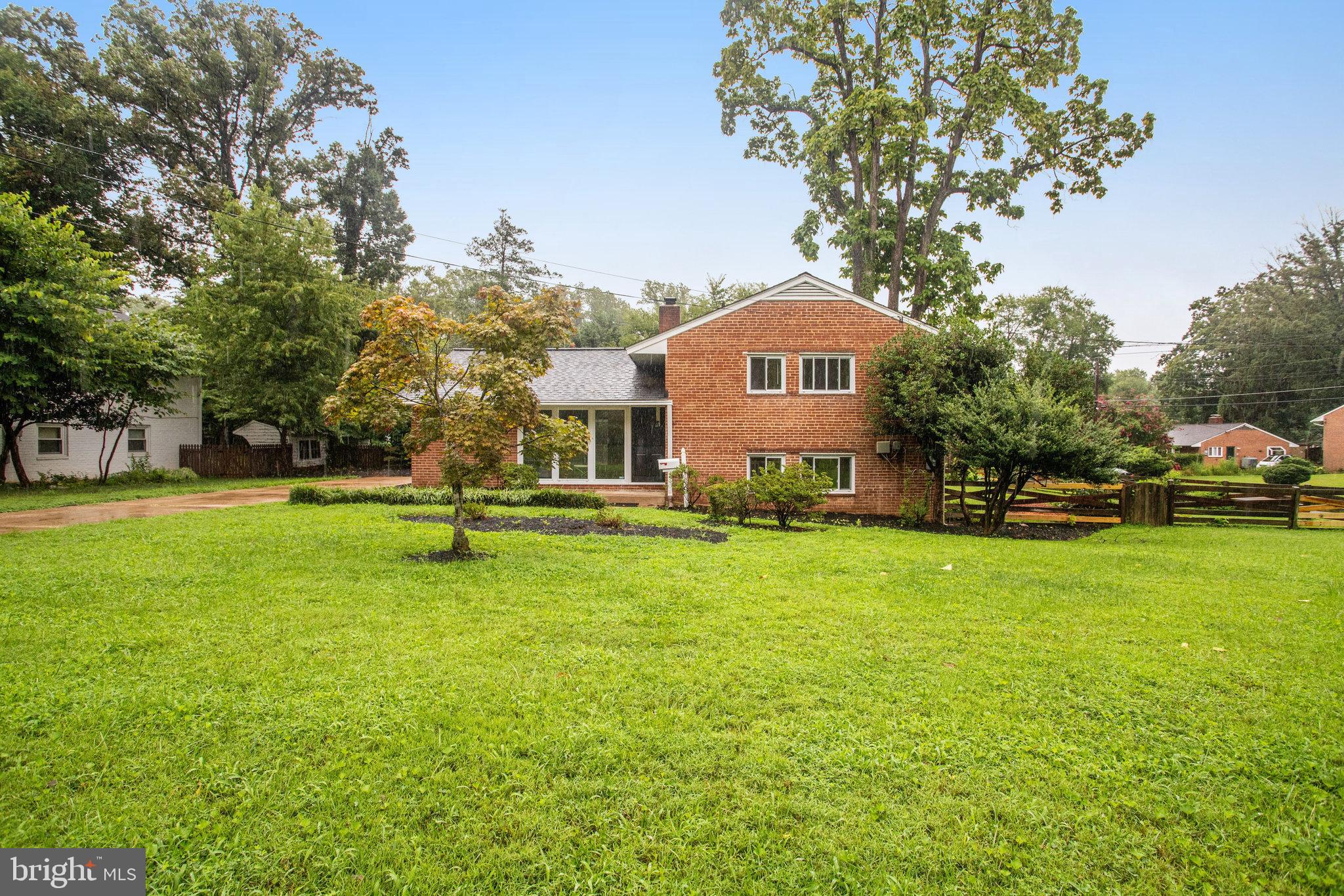 5418 Fremont Street Springfield, VA 22151 - Photo 3 of 53 Gallery Image 3