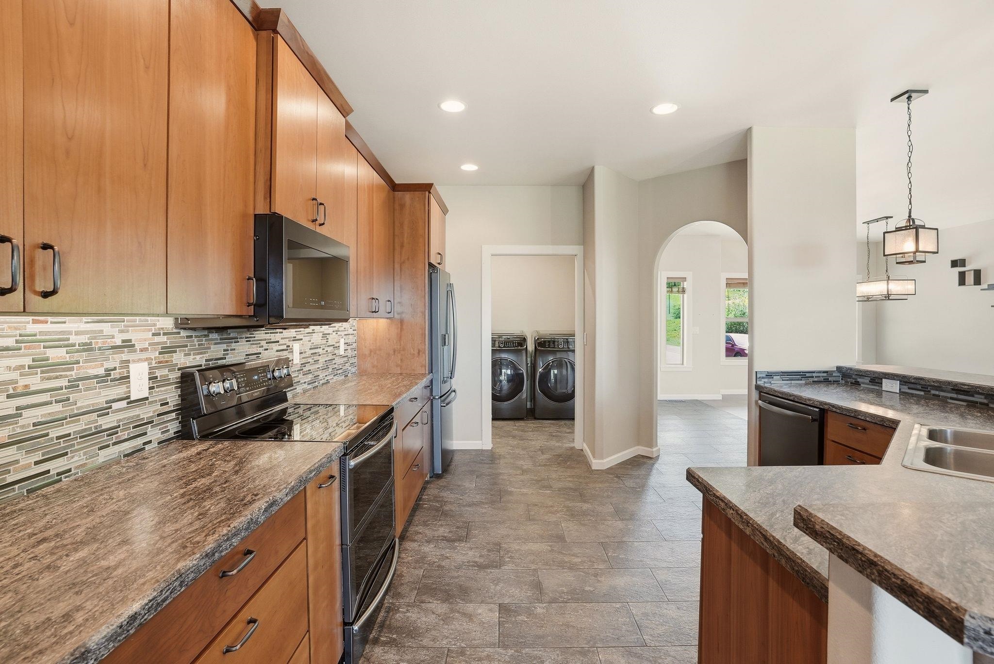 15415 North Timbercrest Lane Mead, WA 99021 - Photo 12 of 48