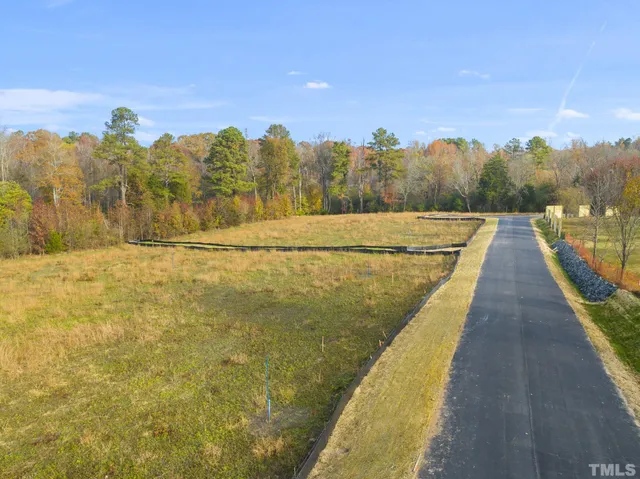 a view of a terrace with sky view