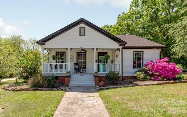 $399,900 | 905 West Franklin Street, Monroe, NC 28112